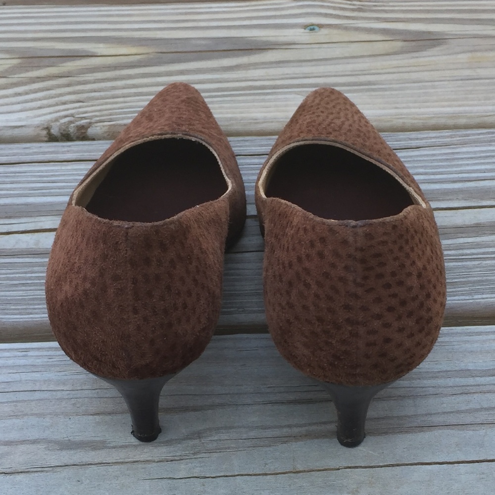 Ferragamo brown Leopard Genuine Suede Leather Pumps size 5B - Picture 6 of 8